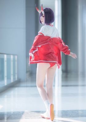 动漫美女无遮挡_免费正片国语